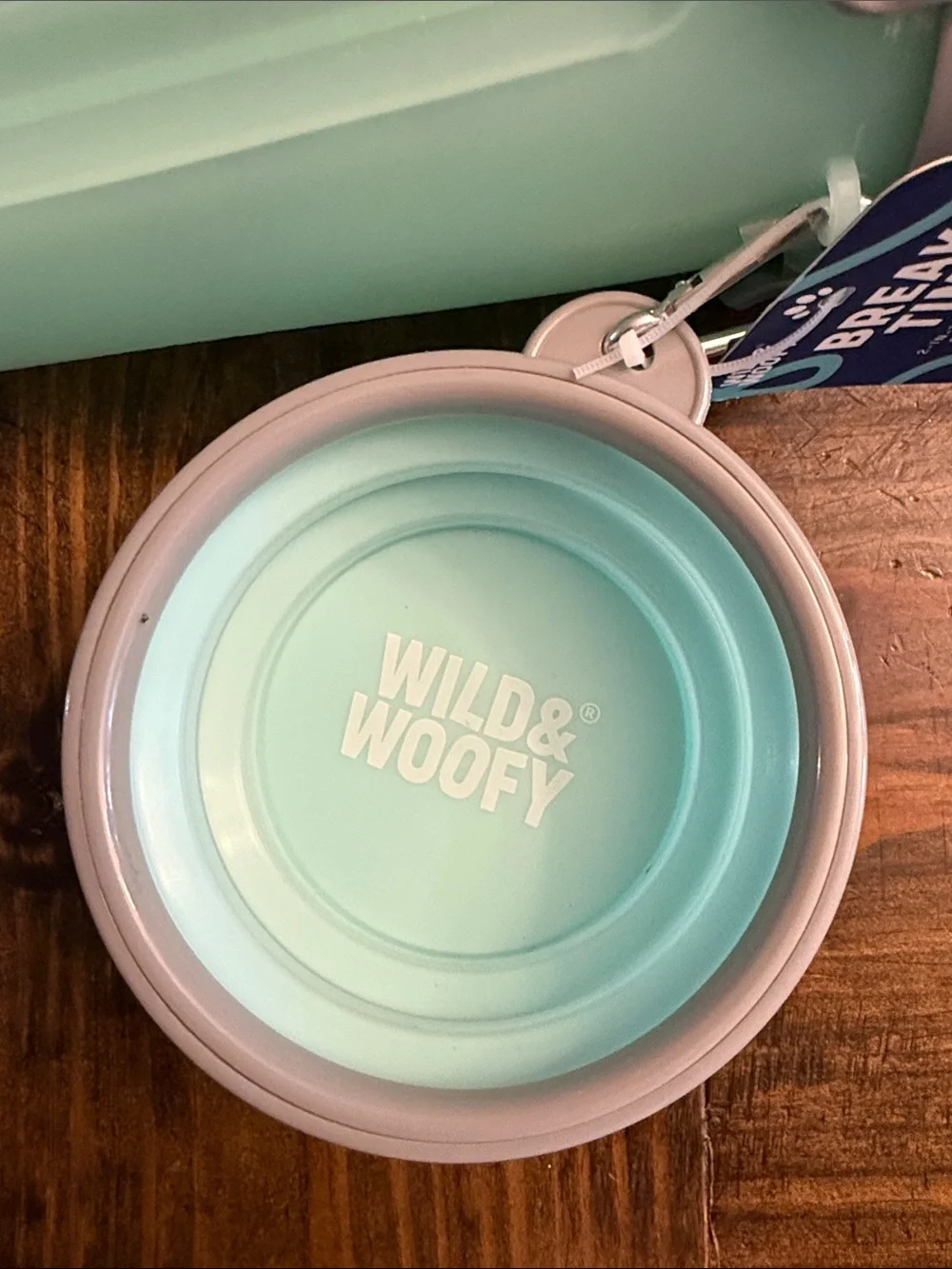 Wild & Woofy Dog Water/Snack Break Bottle with Collapsible Bowl (Mint Color)
